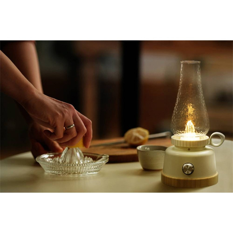 فانوس شارژی وایلدلند Oil Lantern - نمای جانبی